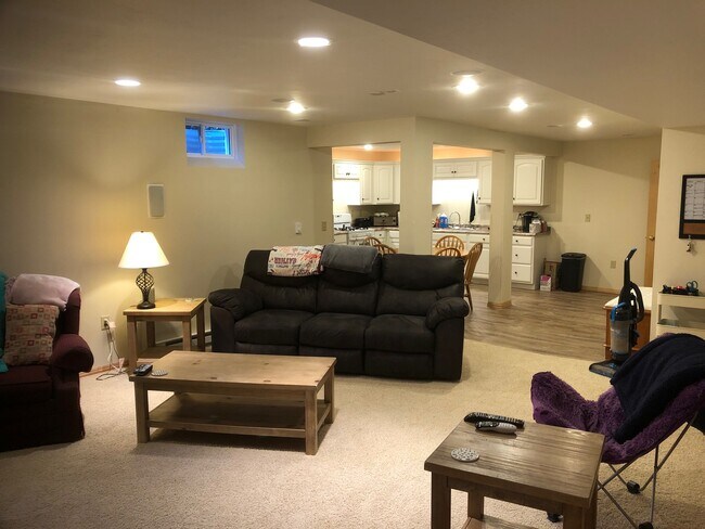 Sala de estar - 4012 Buckeye Way