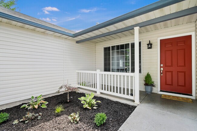 Building Photo - 18437 Viceroy Plz