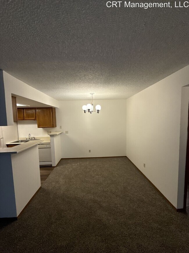 Foto del edificio - Spacious 1 Bed, 1 Bath Condo – Prime Lowry...