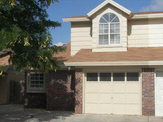 Foto principal - Spacious 2/2/1 Townhouse in Frenship ISD