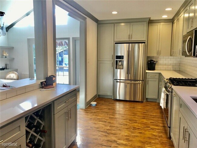 Building Photo - 4 br, 3 bath House - 3613 Windsor Rd