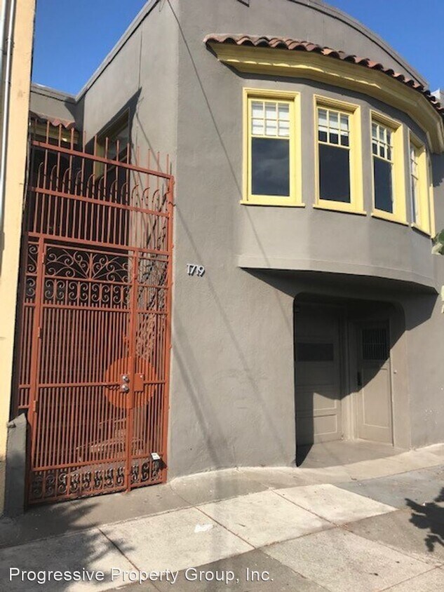 Primary Photo - 2 br, 1.5 bath House - 1719 La Salle Avenue