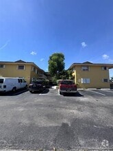 Building Photo - 890 NW 39th St