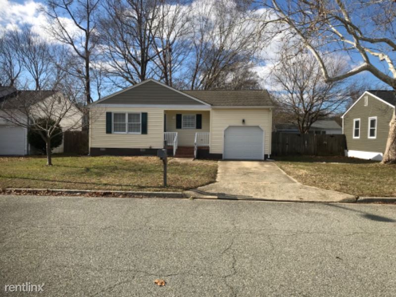 Primary Photo - 3 br, 1.5 bath House - 907 Charlotte Dr