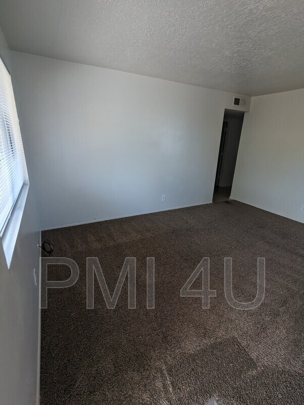 Foto del edificio - 12813 Dunes Rd SE
