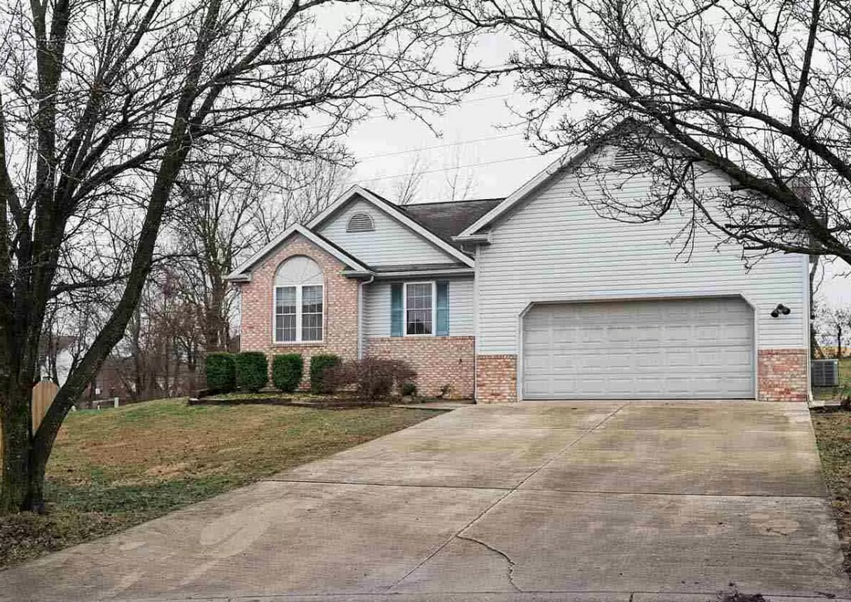 Foto principal - 717 W Whitethorn Way