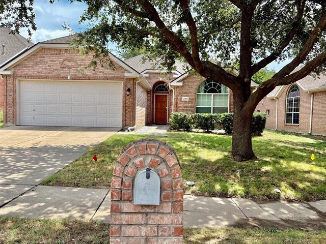 Foto principal - 2105 Geneva Ln
