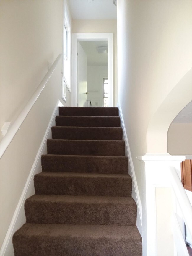 Foto del edificio - 1038-1040 Forest St