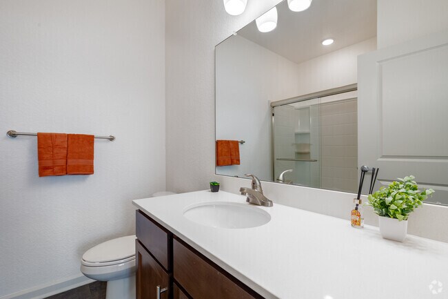 Verona - 2BR, 2BA - 931SF - Primary Bathroom - Treviso Grand