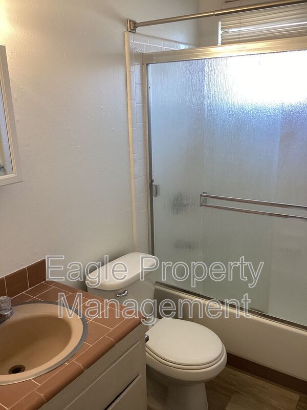 Foto del edificio - 5519 Keoncrest Cir