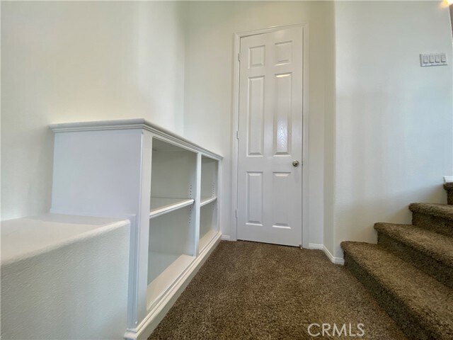 Foto del edificio - 2750 E Oak Hill Dr