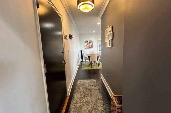 Foto del edificio - 939 Longfellow St NW