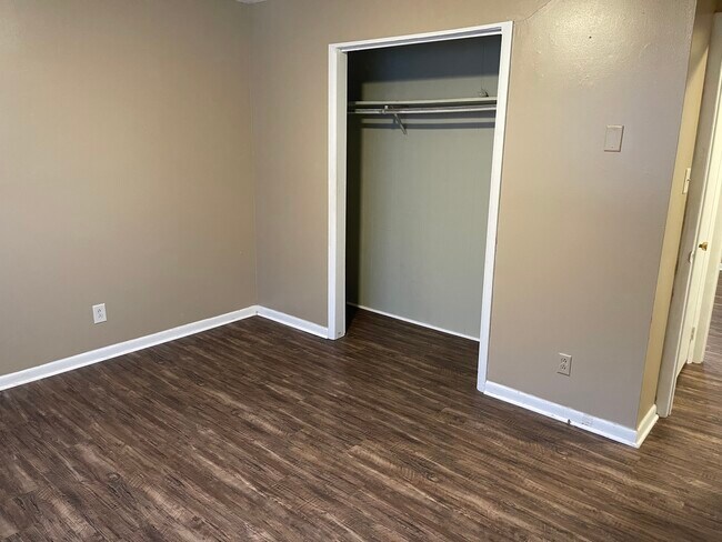 Dormitorio 2 - 155 Brown Acres Rd