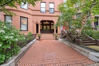 Building Photo - 290 Commonwealth Ave