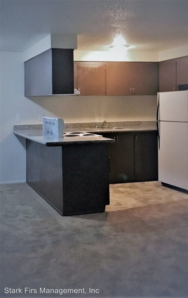 Foto del edificio - 15850 NE Glisan St