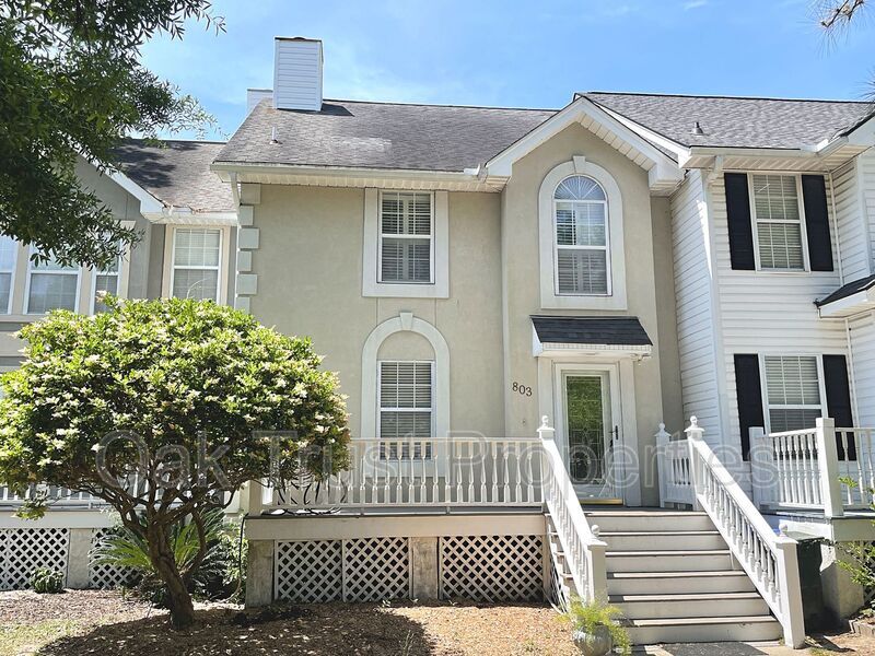 Primary Photo - 803 Harbor Pl Dr