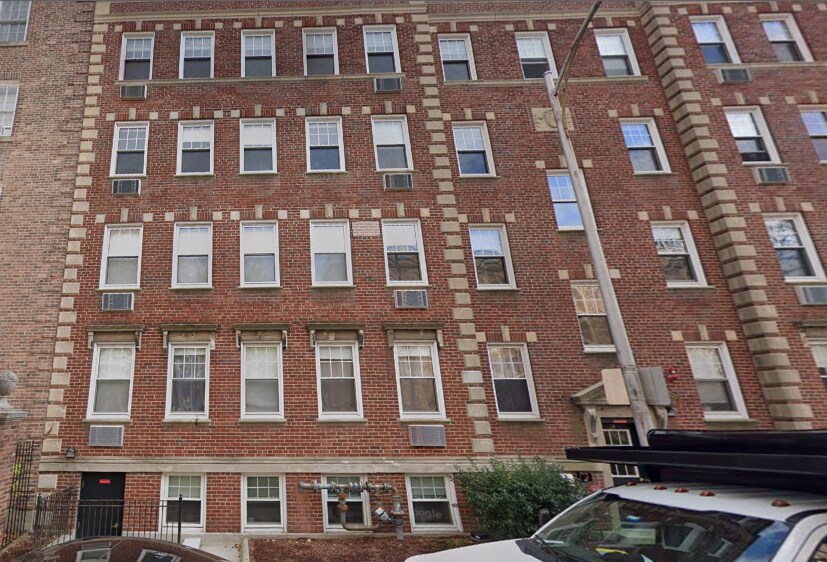 Primary Photo - 30 Chauncy St