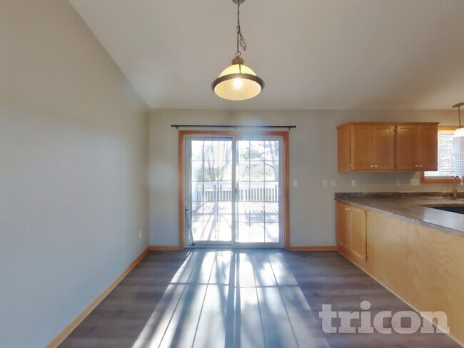 Foto del edificio - 6540 153rd Way NW