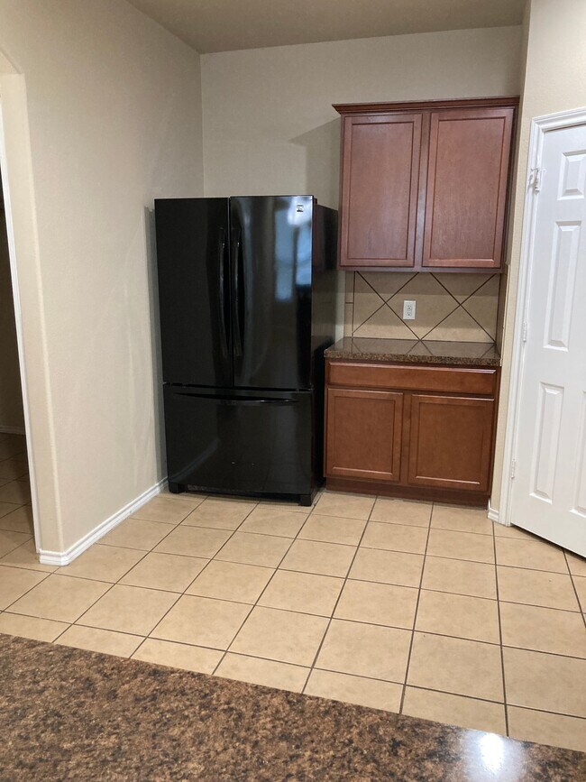 Foto del edificio - 3157 Rockwell Ln