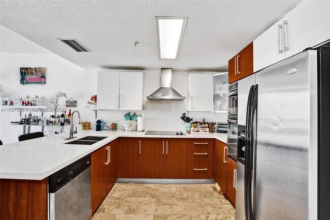 Foto del edificio - 170 SE 14th St