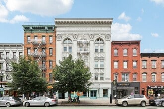Building Photo - 412 Washington St
