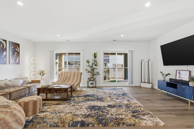 Foto del edificio - 2528 -B Verona Pl