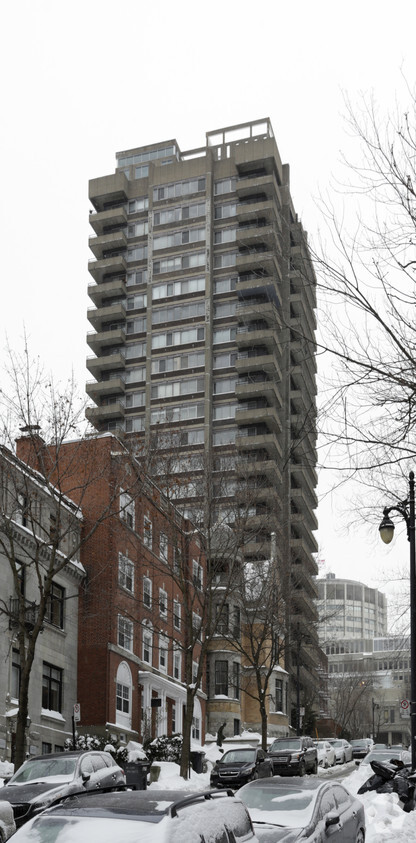 Building Photo - Stanley Tower