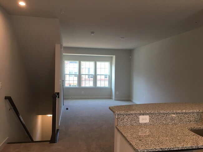 Foto del edificio - 8304 Miner St