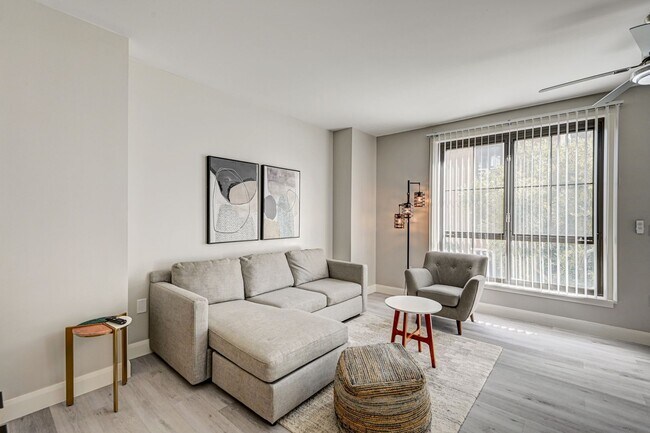 Foto del edificio - 1 Bedroom Furnished Condo in Lake Las Vegas