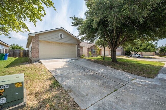 Foto del edificio - 18220 Canopy Ln
