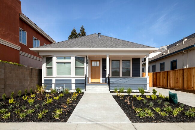 Building Photo - 3450 The Alameda