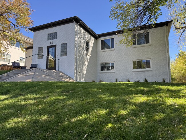 Building Photo - 22 Jackson St