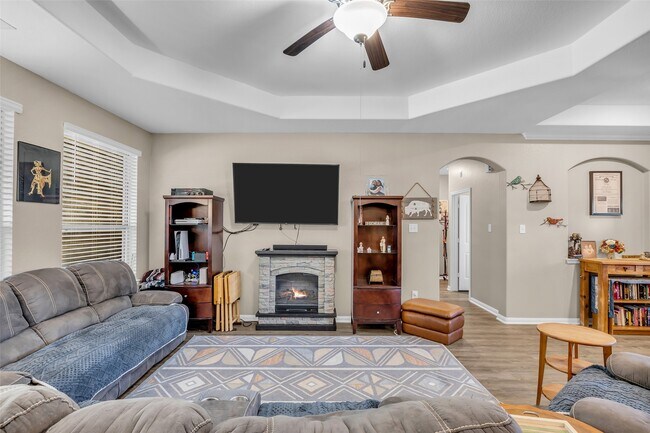 Foto del edificio - 446 Rd 66111