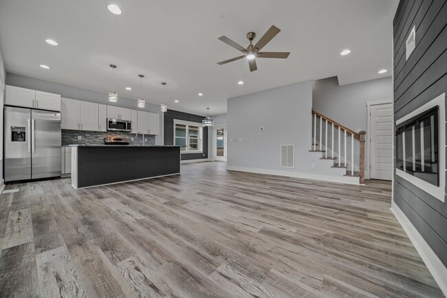 Building Photo - 1816 Scovel St
