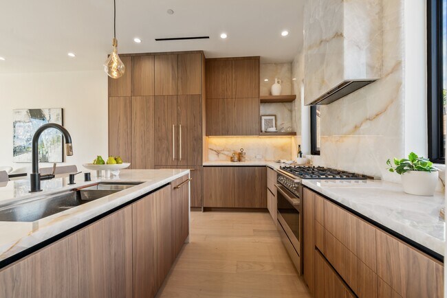 Foto del edificio - 836 Waterloo St