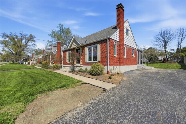 Foto del edificio - 7248 Rita Ln