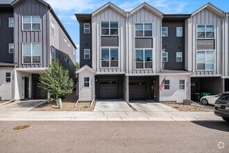 Building Photo - 3449 W 63rd Pl
