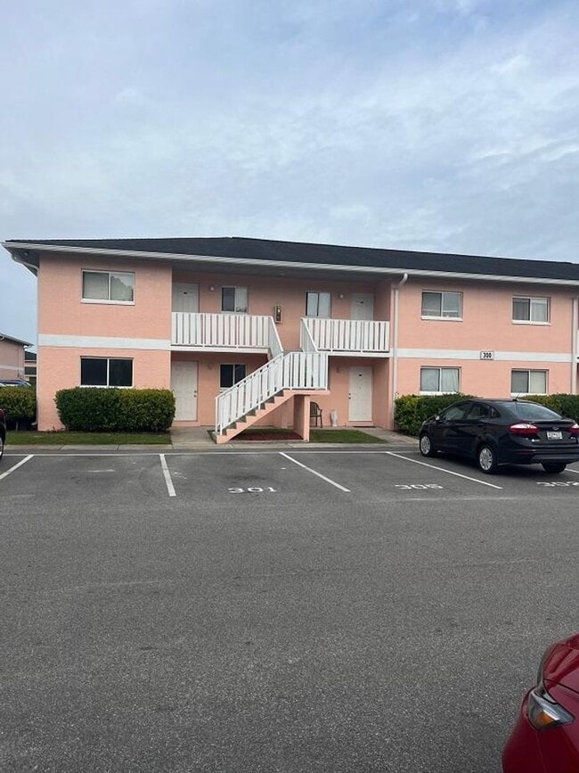Tradewinds ! - Tradewinds ! House