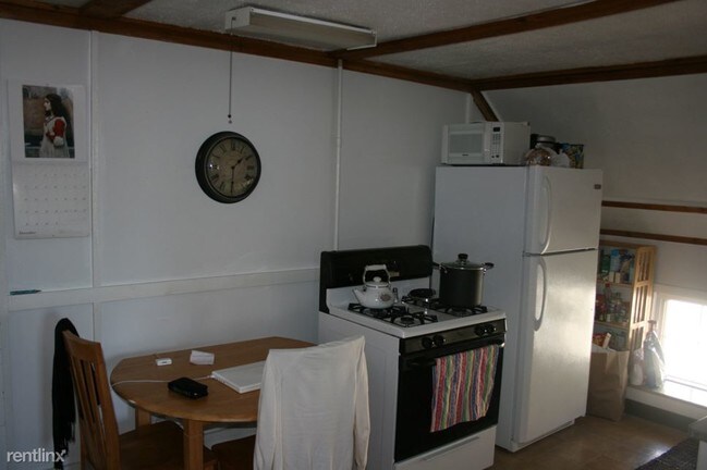 Foto del edificio - 712 Fairview Ave NE