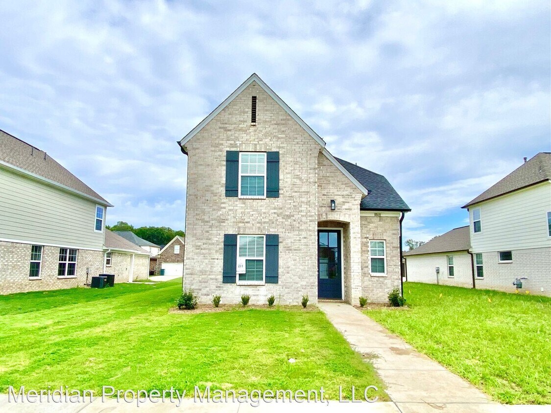 4 br, 2.5 bath House 8868 Kimberly Dawn Dr House Rental in
