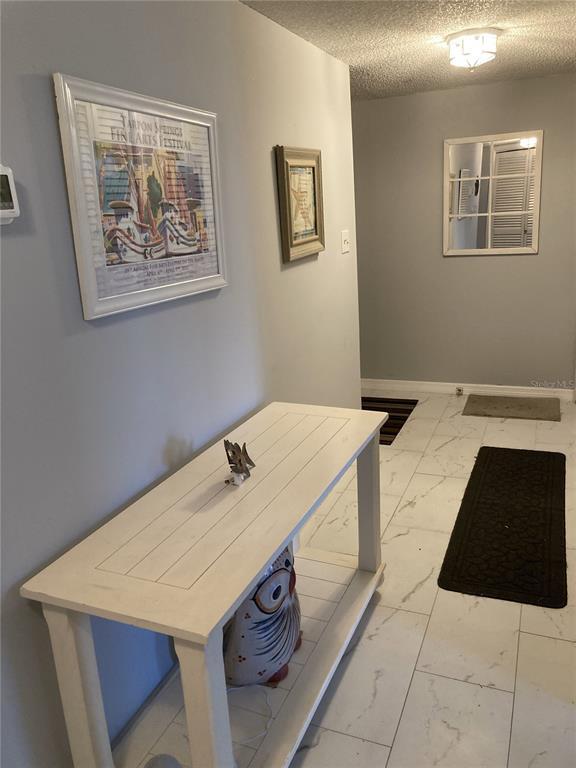 Foto del edificio - 359 Moorings Cove Dr