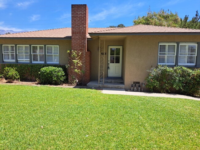 Building Photo - 4574 Viro Rd