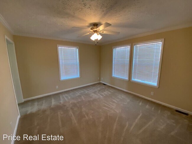 Foto del edificio - 3 br, 2 bath House - 1189 Merrimac Road