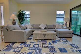 Building Photo - 9385 Isla Bella Cir