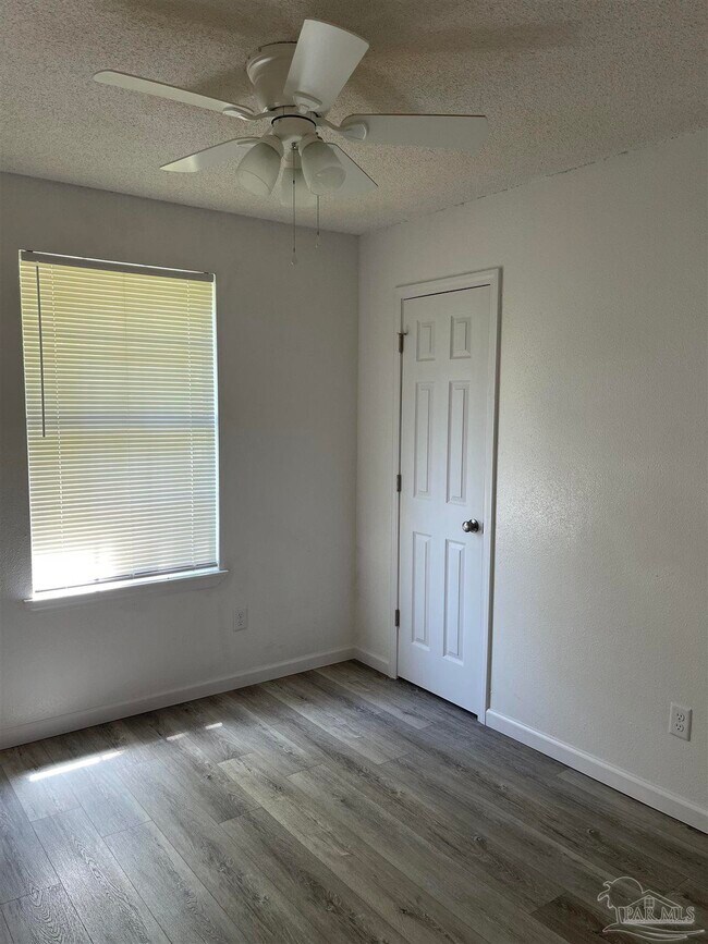 Foto del edificio - 5899 Locust St