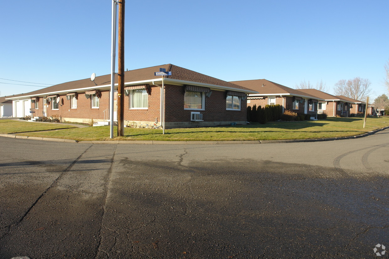 Building Photo - 226 N 41st Ave