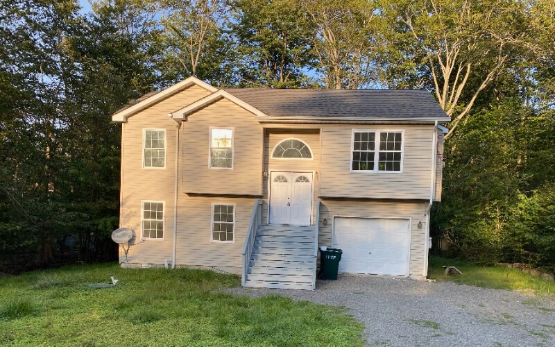 9241 Westwood Dr, Tobyhanna, PA 18466 House Rental in Tobyhanna, PA