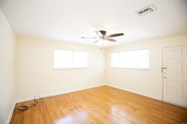 Building Photo - 7400 L St