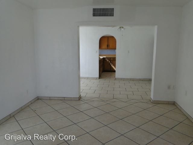 Building Photo - 2 br, 1 bath House - 125 E. 40th St.