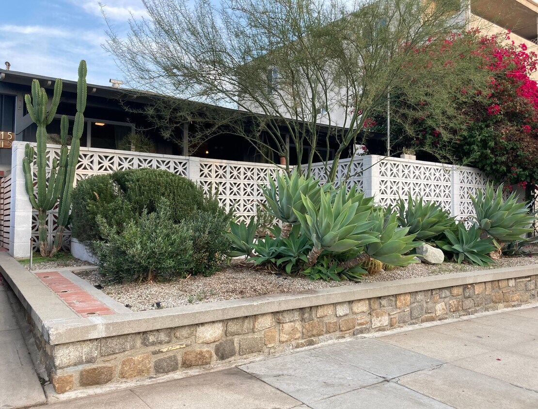 Foto principal - 415 S Ave 56